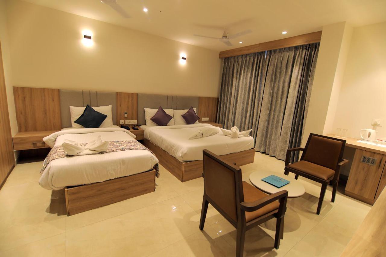Mumbai House Express Udaipur